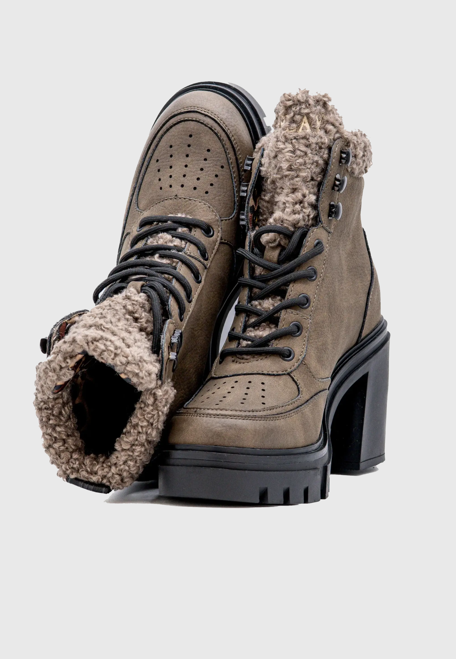 Botes Jen Rombus