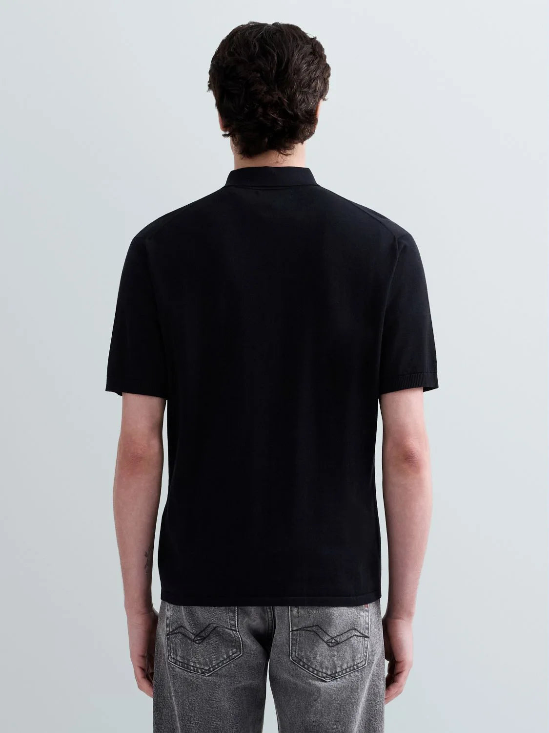 Suéter estilo camisa de manga corta