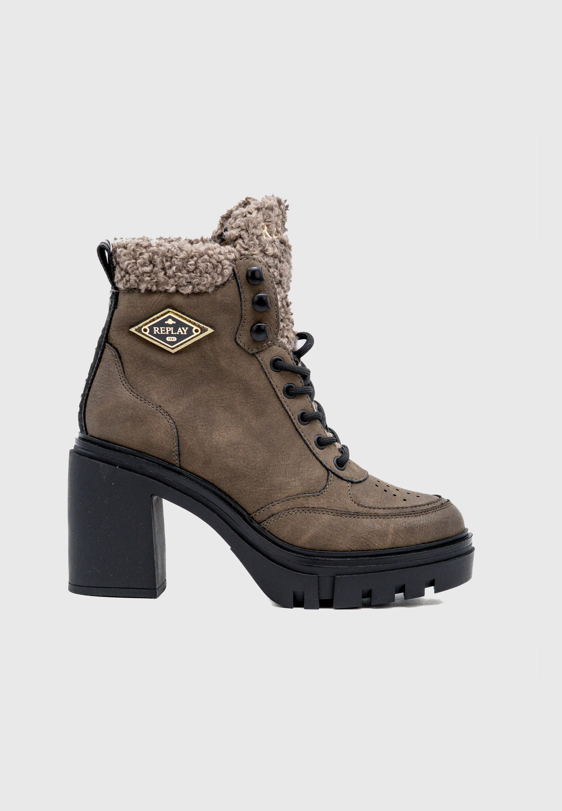 Botes Jen Rombus