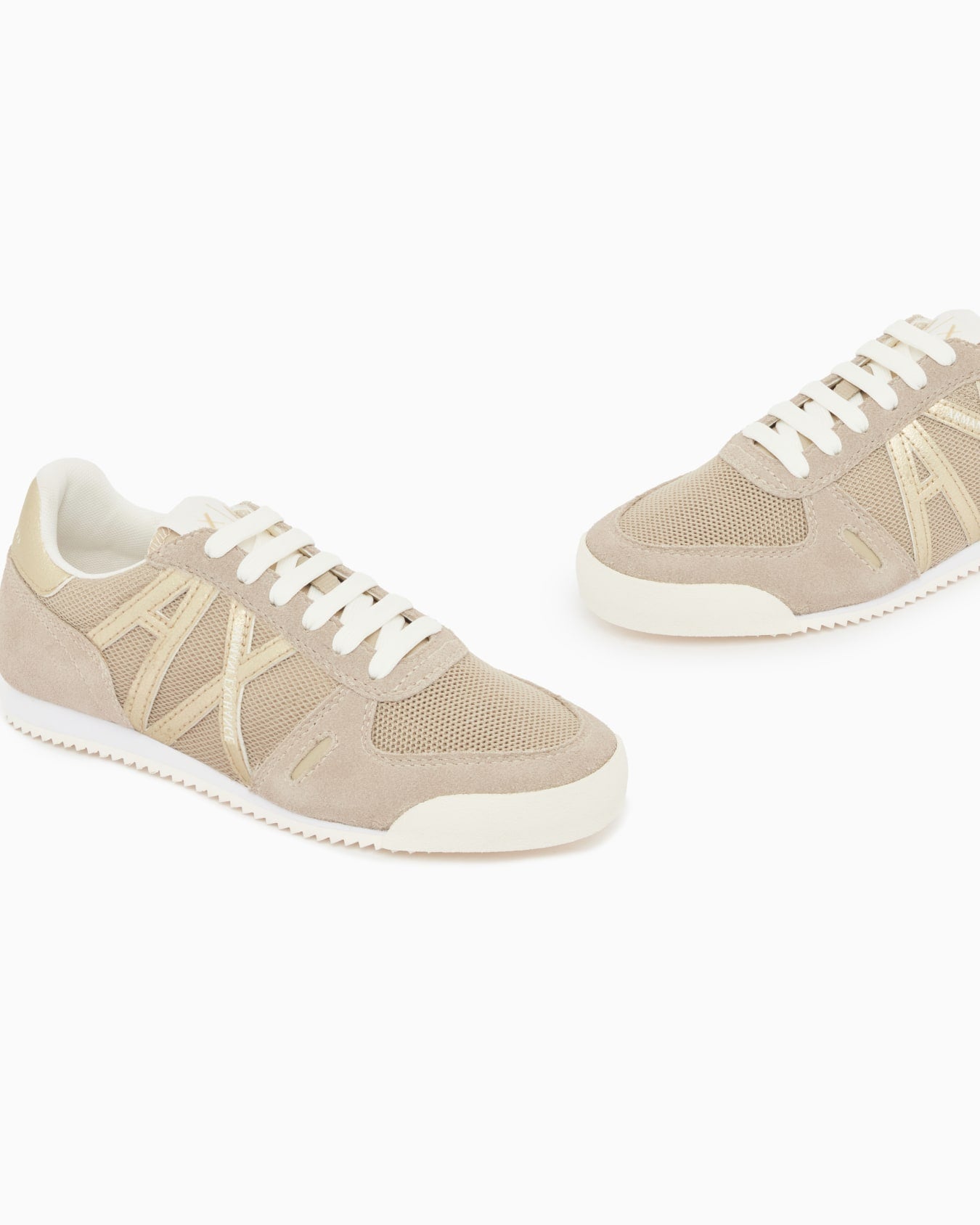 Zapatillas deportivas en ante